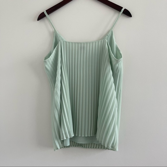 Teal blue tank - Picture 3 of 3